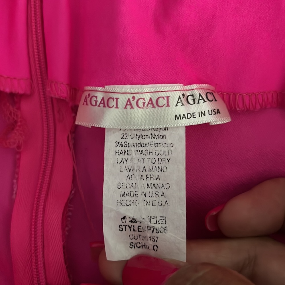 A’gaci Hot Pink Shorts size S - Picture 9 of 9